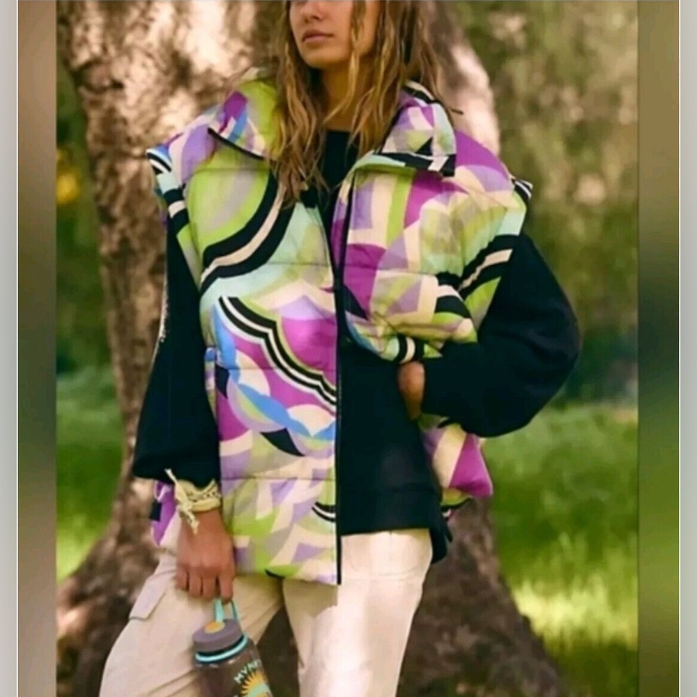 Free People Movement In A Bubble Printed Puffer Vest Women’s Size XS NWOT Spring